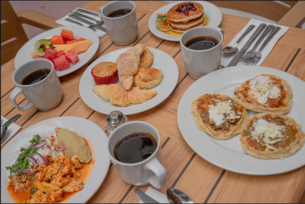 Junior suite - Plaza Hotel Club at Acapulco Playa Suites