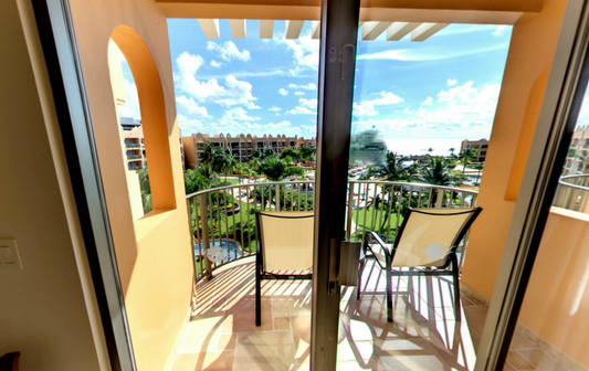 Deluxe Junior Suite - The Royal Haciendas